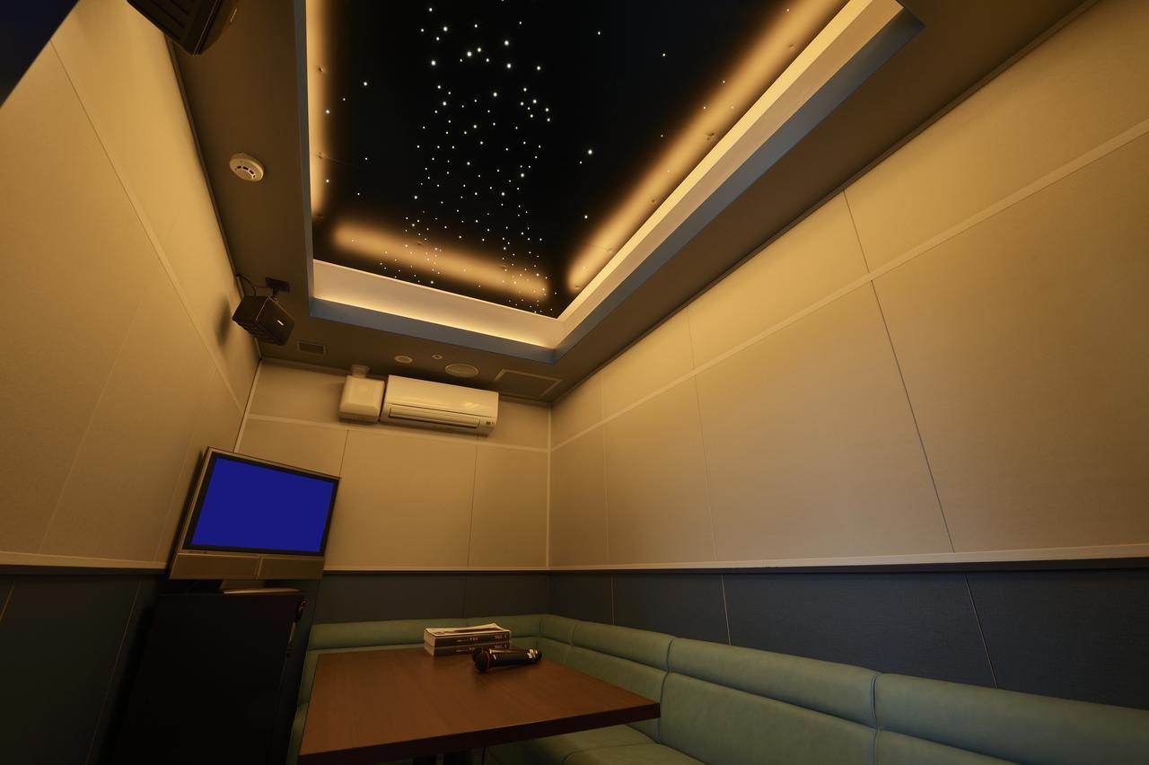 โรงแรมคาเมนอย 4*